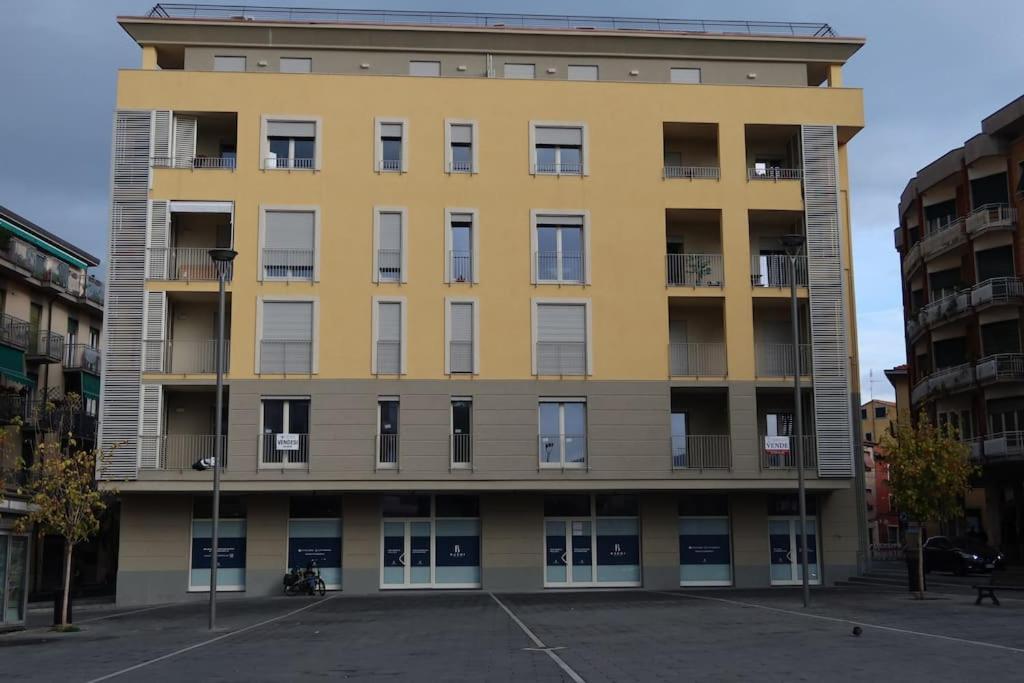 Ferienwohnung La Casa Di Loris Sarzana Exterior foto